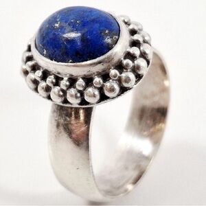 Elegant Silver and Blue Stone Ring